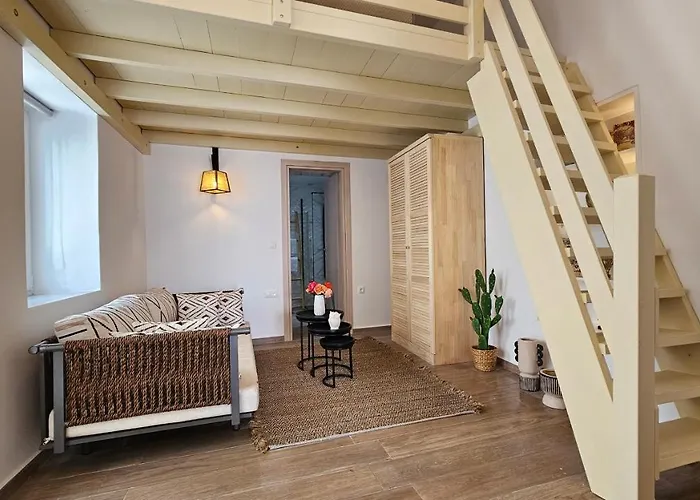 Philoxenia Milos * 플라카