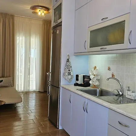 Philoxenia דירה *